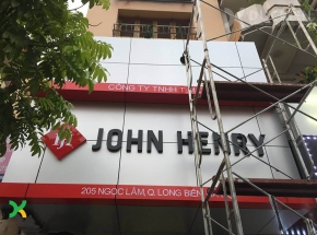 Biển quảng cáo alu John Henry