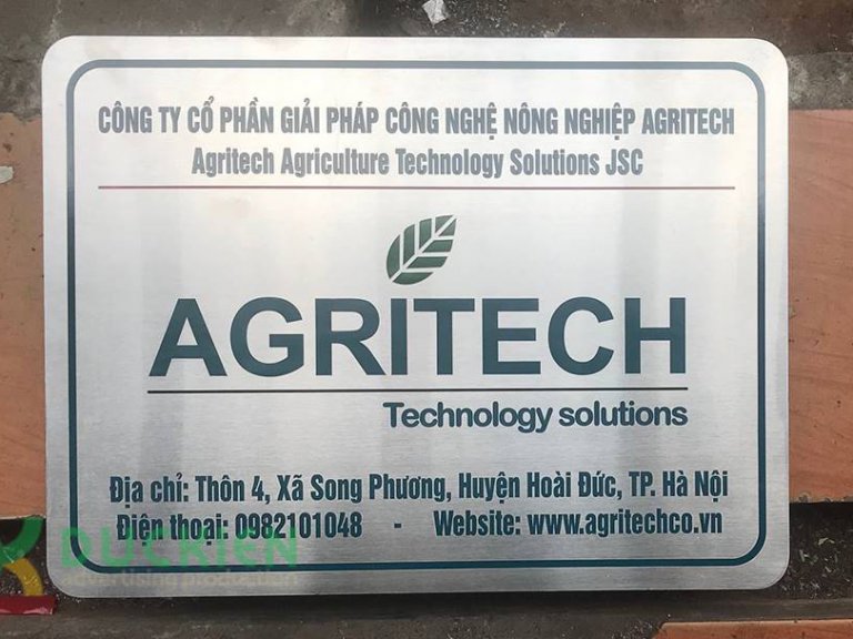 Biển công ty inox trắng xước ăn mòn Agritech