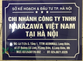 Biển mica xanh tím, chữ dán decal trắng