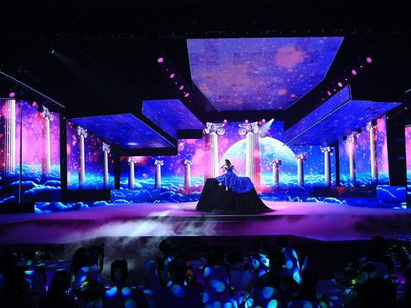 Sân khấu sự kiện